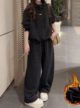 休闲时尚套装女秋冬新款时尚盐系轻熟成套搭配运动长裤显高两件套