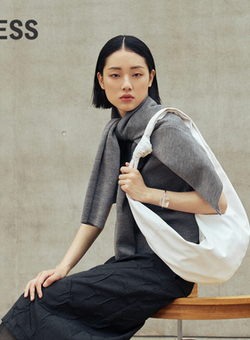 LESS春秋两件套针织衫女绵羊毛挺括短款休闲毛衣套装2O8H20780