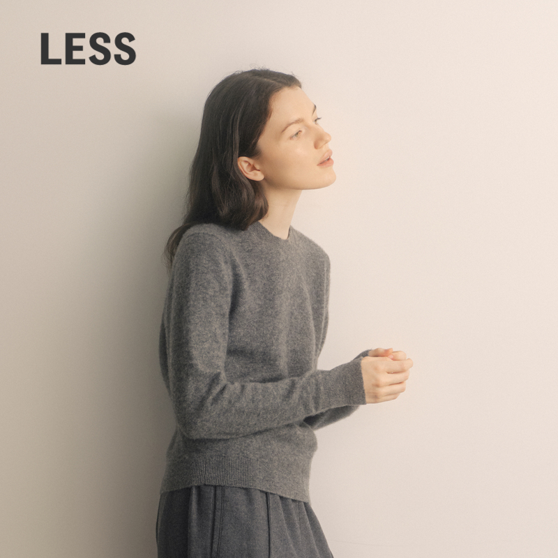 【0压系列】LESS秋冬亲肤羊绒衫女圆领内搭针织衫毛衣2O0310470