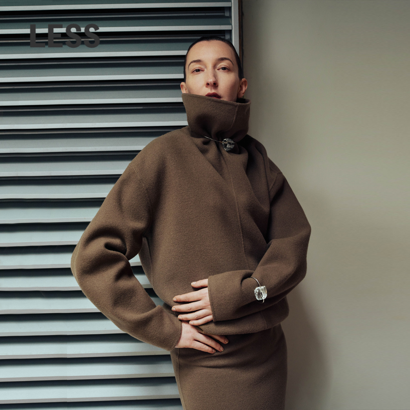 【0压系列】LESS冬季短款双面呢大衣女休闲高领套头卫衣2OA811070