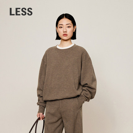 LESS冬宽松下摆前落肩后插肩上衣圆领宽松休闲套头卫衣2OA413300