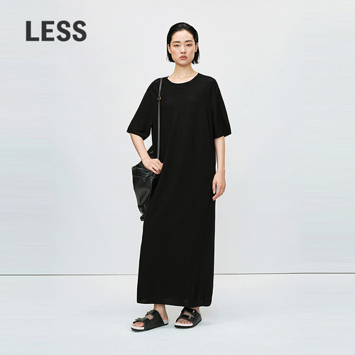 LESS休闲黑绵羊毛短袖长款连衣裙