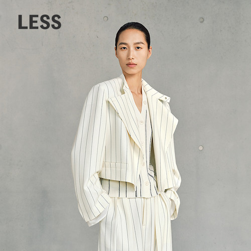 LESS精工短款小香风西装外套