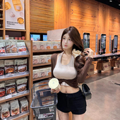 TiTi美少女 纯欲复古撞色假两件挂脖长袖 T恤短款 露脐修身 上衣