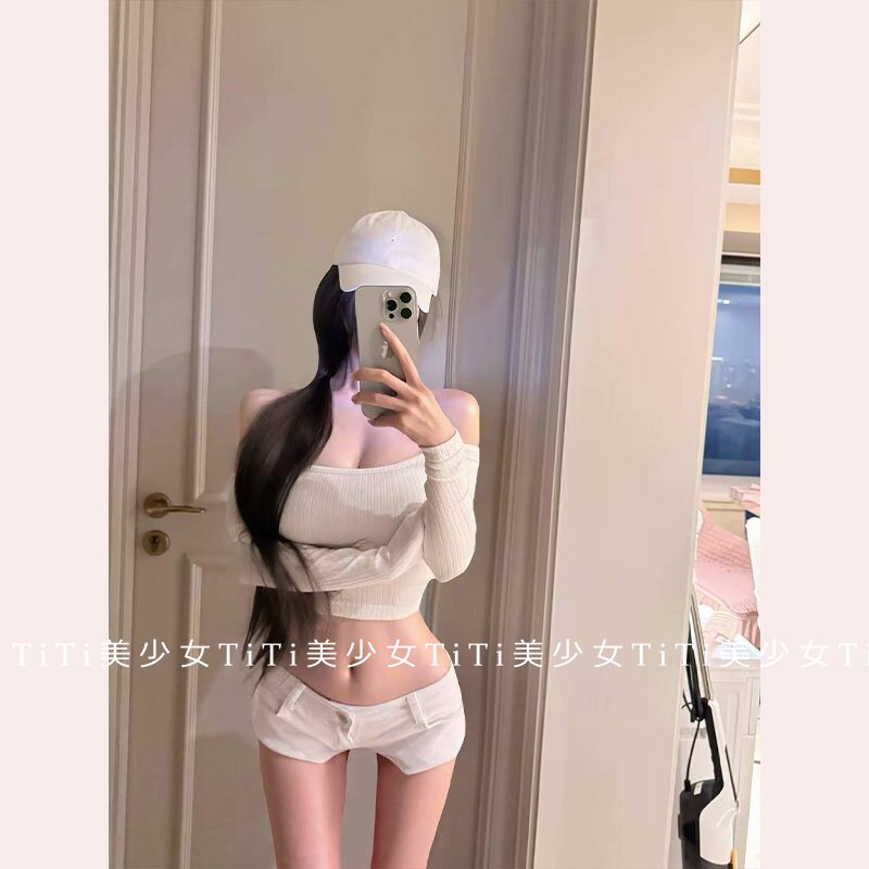 【TiTi美少女】秋冬新款纯欲辣妹一字肩长袖T恤性感修身短款上衣