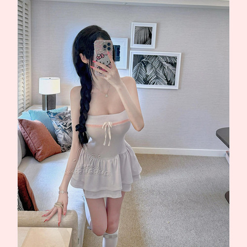 撞色减龄蝴蝶结拼接抹胸连衣裙