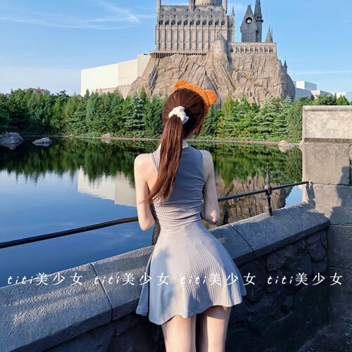 背心连衣裙气质收腰裙子
