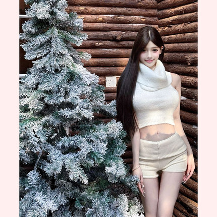 【TiTi美少女】白色堆堆领针织背心性感高领修身毛毛内搭毛绒上衣