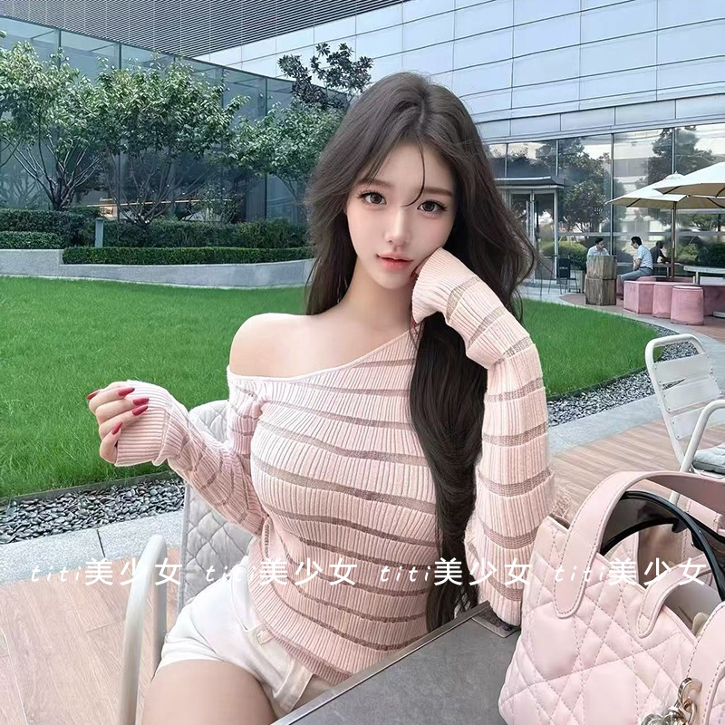 修身显瘦内搭毛衣露肩上衣