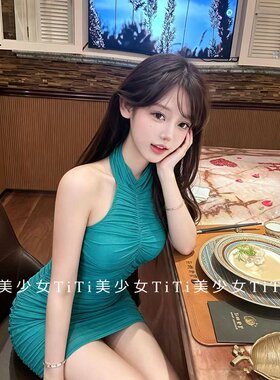挂脖气质纯欲修身性感连衣裙