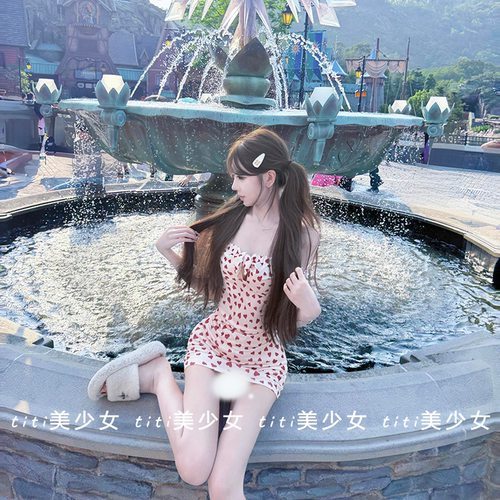 设计感绑带甜美辣妹修身包臀裙