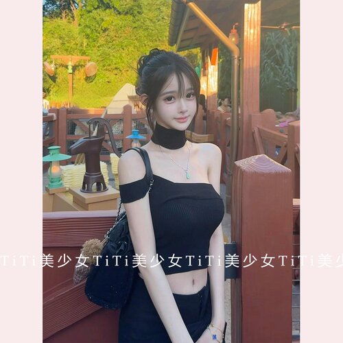 性感风黑色抹胸脖套无袖针织上衣