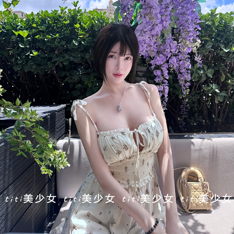 【TiTi美少女】田园风碎花纯欲绑带吊带收腰紧身无袖甜美连衣裙裤