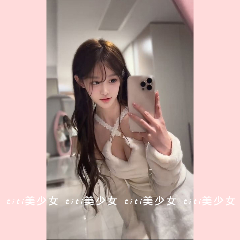 【TiTi美少女】毛茸茸交叉性感露肩袖套纯欲风吊带挂脖打底上衣,女装/女士精品,大码内搭,淘宝优惠券,粉丝福利购,淘宝优惠卷