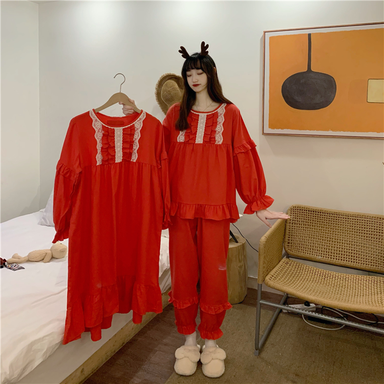 Real price ~ Korean version lace long sleeve pajamas suit