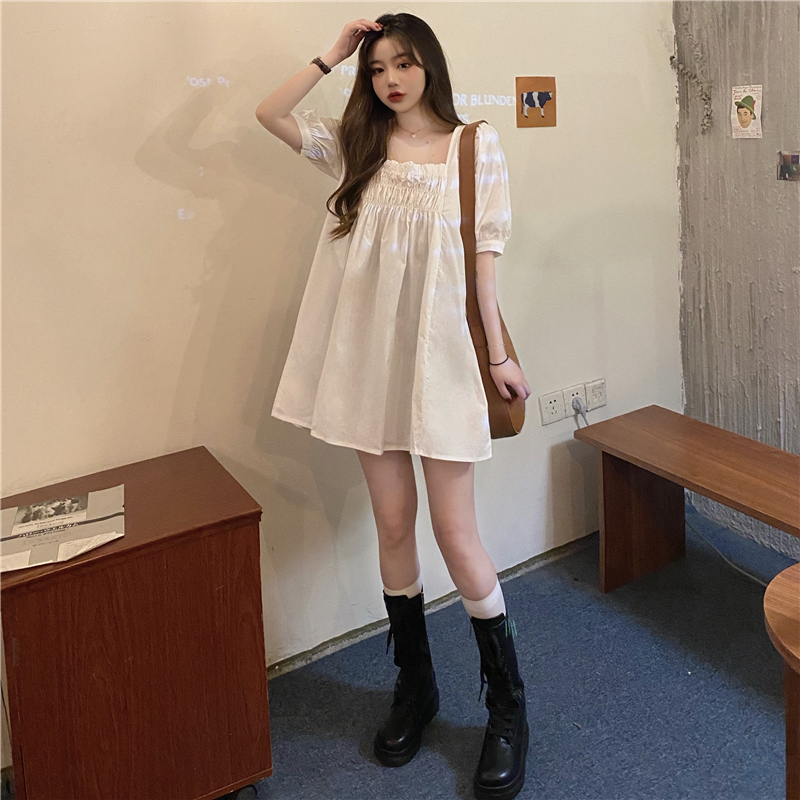 Real price ~ French Chic niche pleated A-line dress with retro square neck and bubble sleeve dress