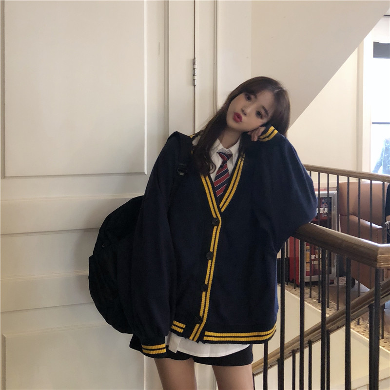 Real price ~ loose thread V-neck embroidered velvet sweater coat + versatile shirt and tie