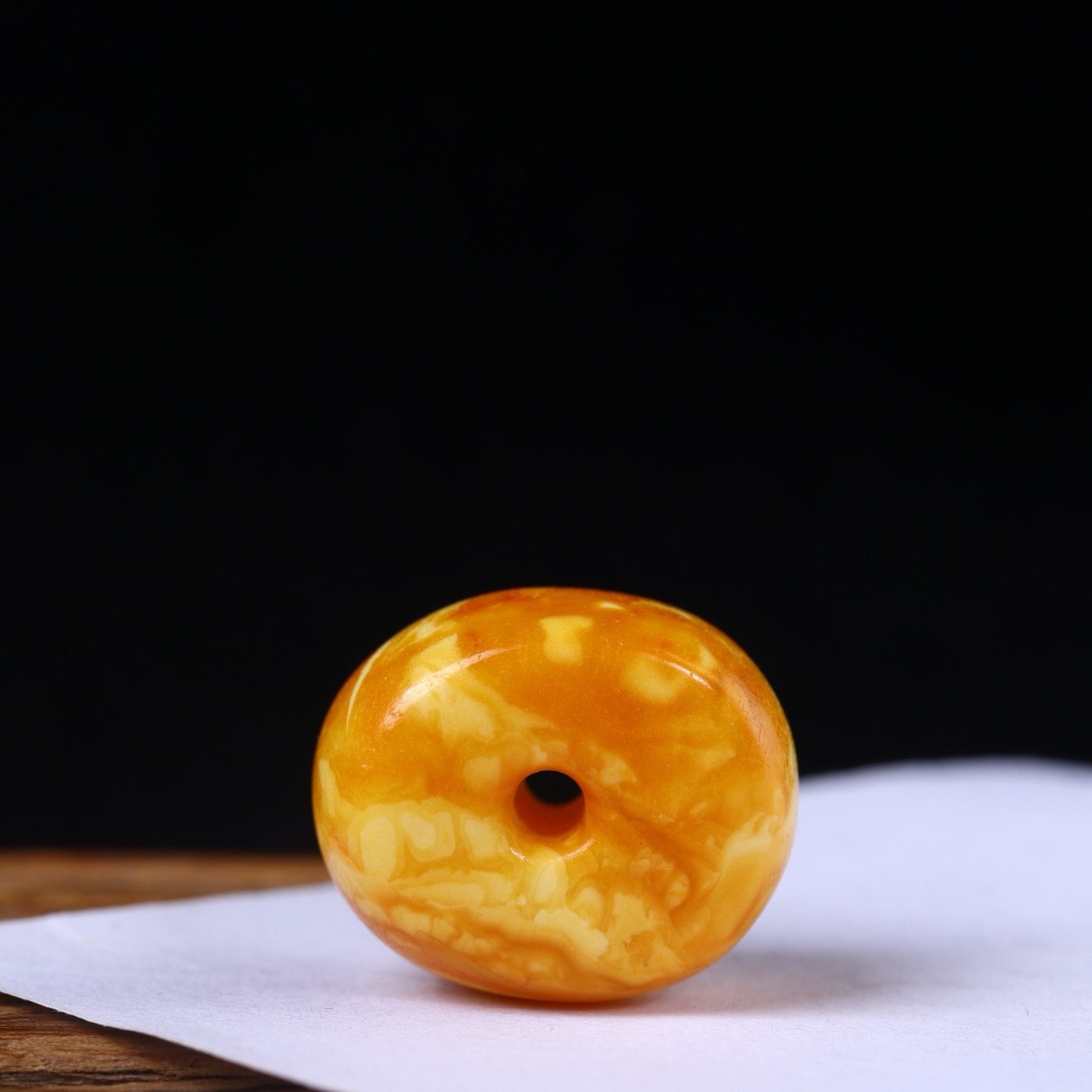 正品天然俄料高品质石膏蜡老蜜蜡墩子扣子吊坠男女款文玩珠宝饰品