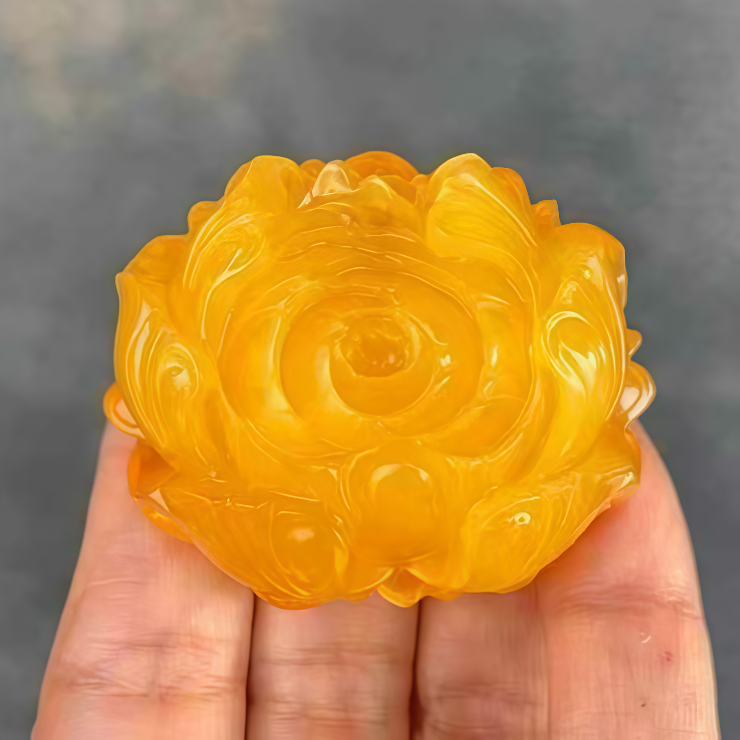正品天然俄料蜜蜡牡丹花吊坠鸡油黄白花蜡挂件文玩收藏珠宝饰品