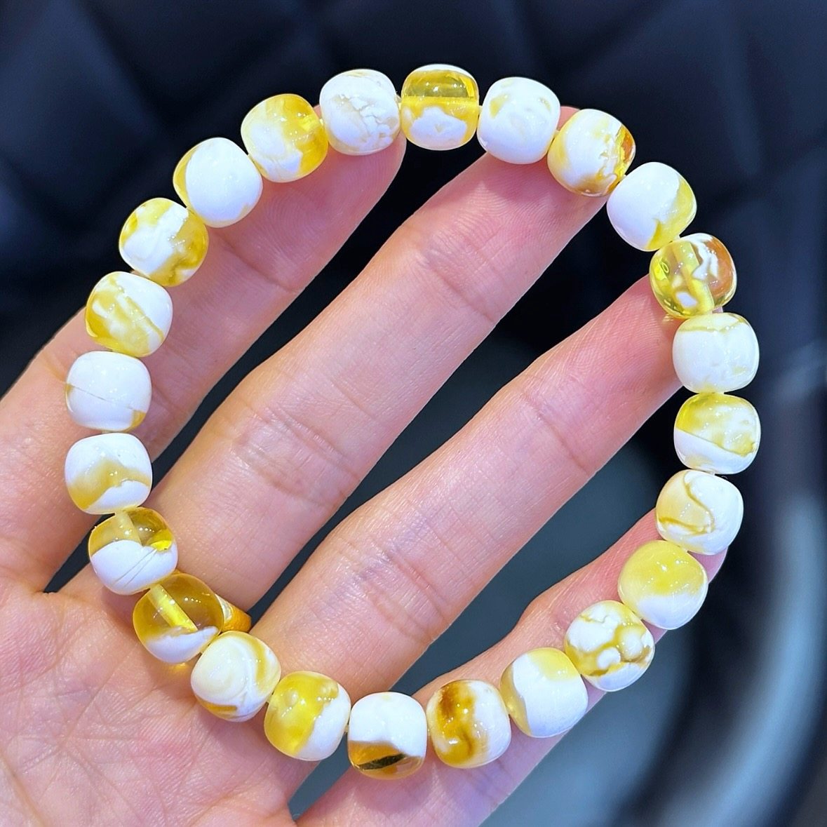 正品天然俄料精美金瓷白溶洞妖孽蜜蜡8.5mm老型手链文玩珠宝饰品