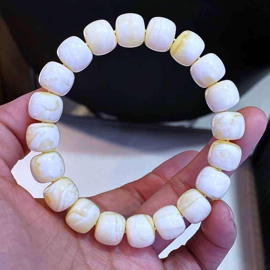 正品天然俄料同料妖花瓷白蜡蜜蜡11mm老型手链文玩收藏级珠宝饰品