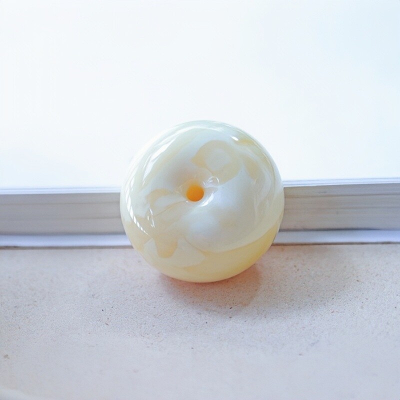 正品天然俄料蜜蜡高品质白花蜡面包圈吊坠挂件文玩收藏珠宝饰品