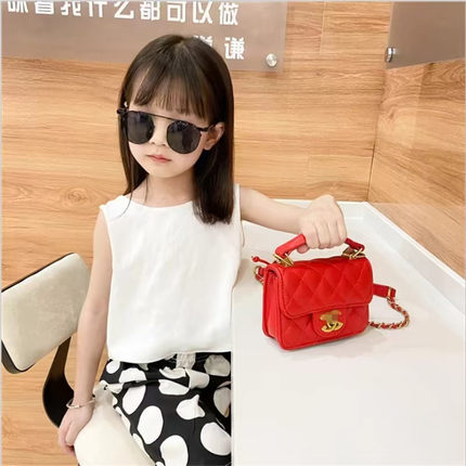 儿童包时尚网红洋气手提斜跨链条小香风菱格小方包小女孩轻奢小众