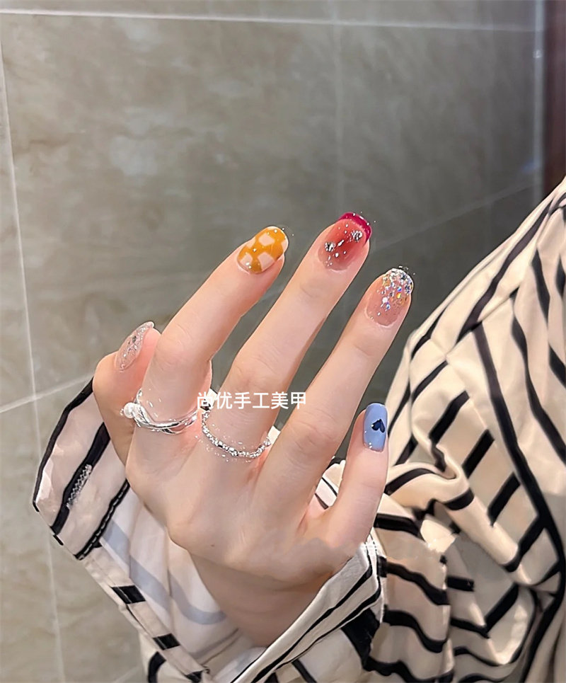 春夏成品甲片彩色清新美甲气质显白手工假指甲贴片创意学生穿戴甲