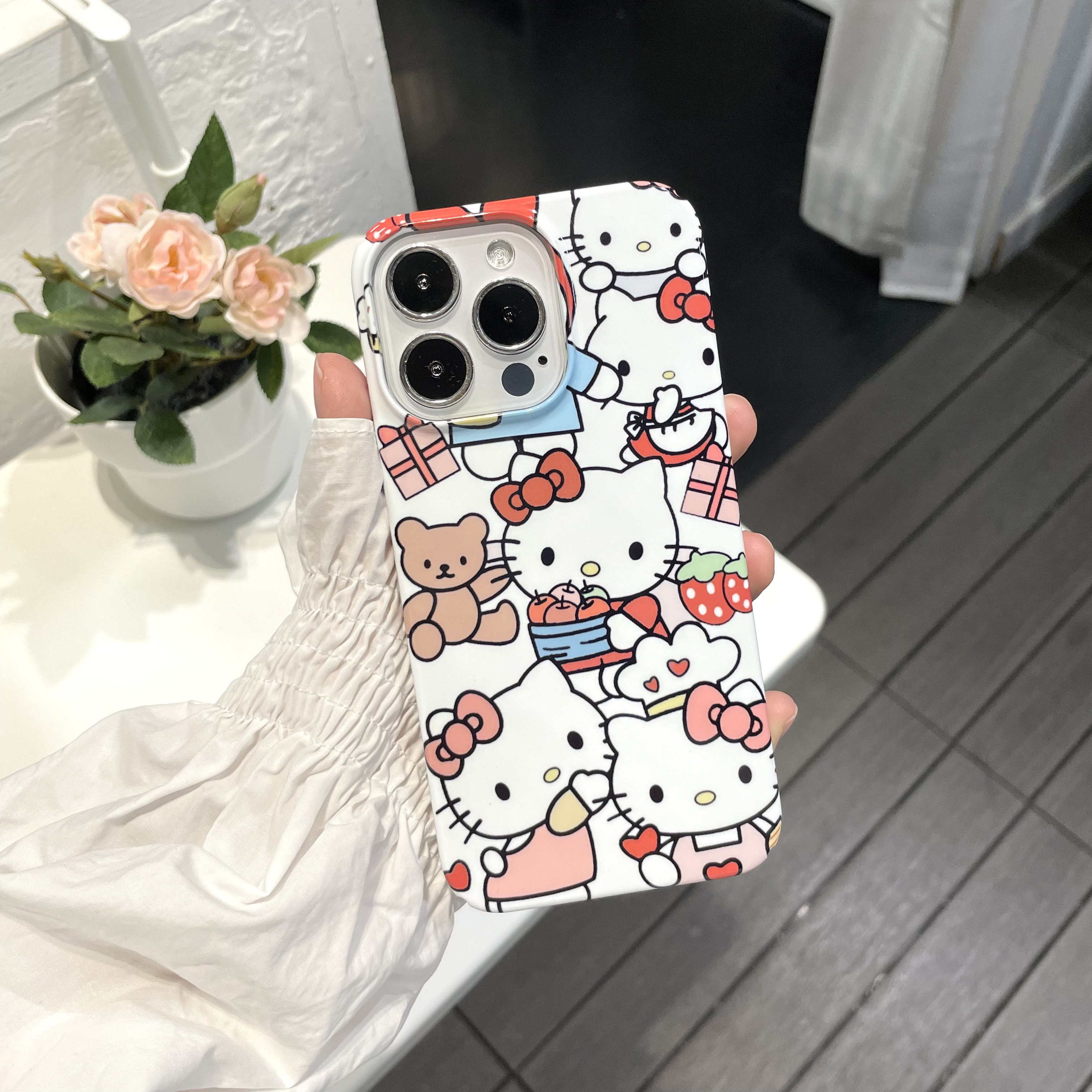 日韩kitt猫适用苹果16Pro手机壳15/13硬壳iPhone14ProMax可爱卡通12全包11磨砂xsmax创意x