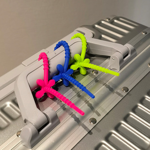 旅行行李牌硅胶行李箱标识牌防丢失挂牌吊牌硅胶登机牌标记挂件