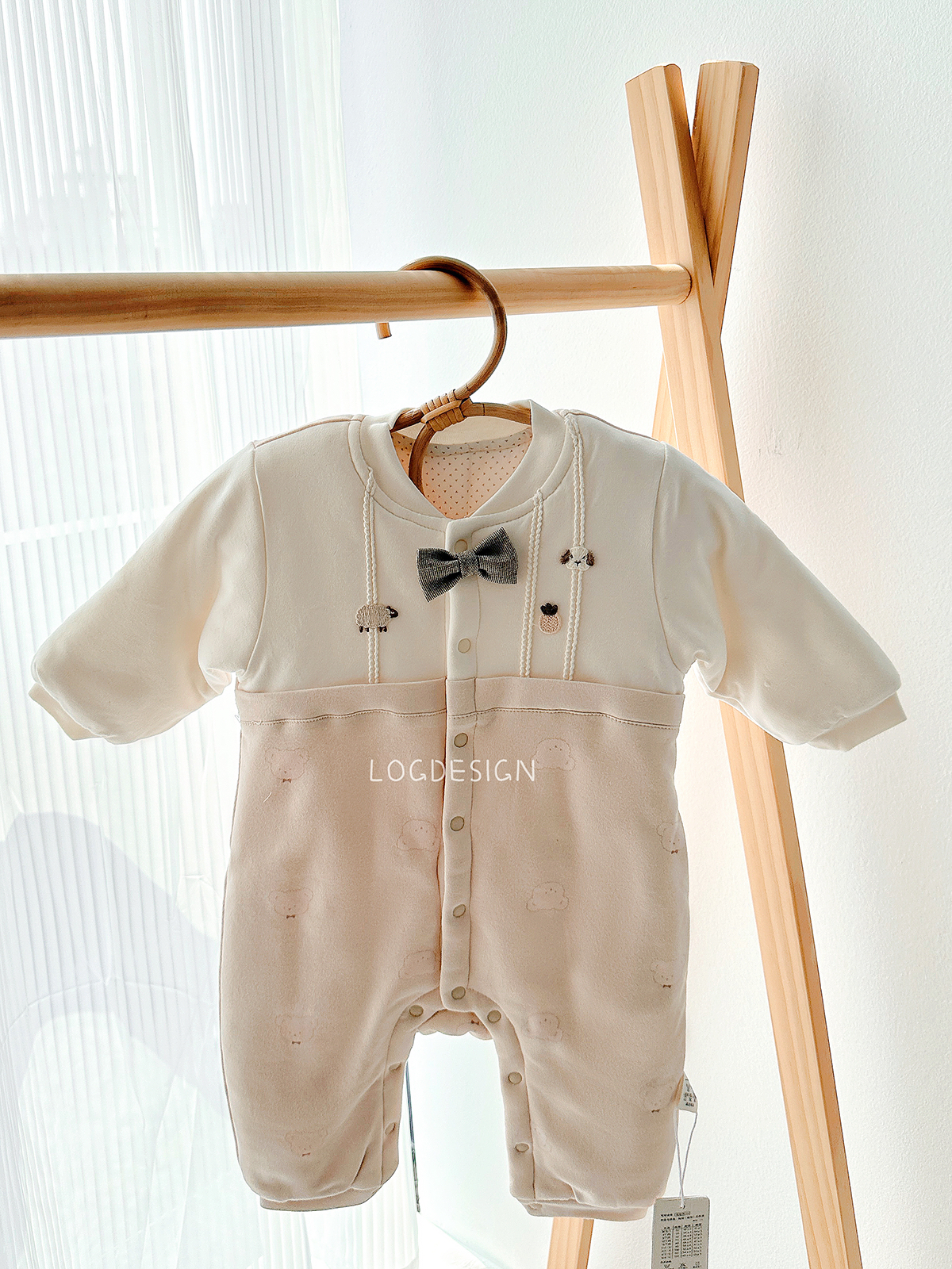 娃丽比2024秋冬男宝宝外出连体衣夹棉洋气周岁礼服婴儿保暖爬服