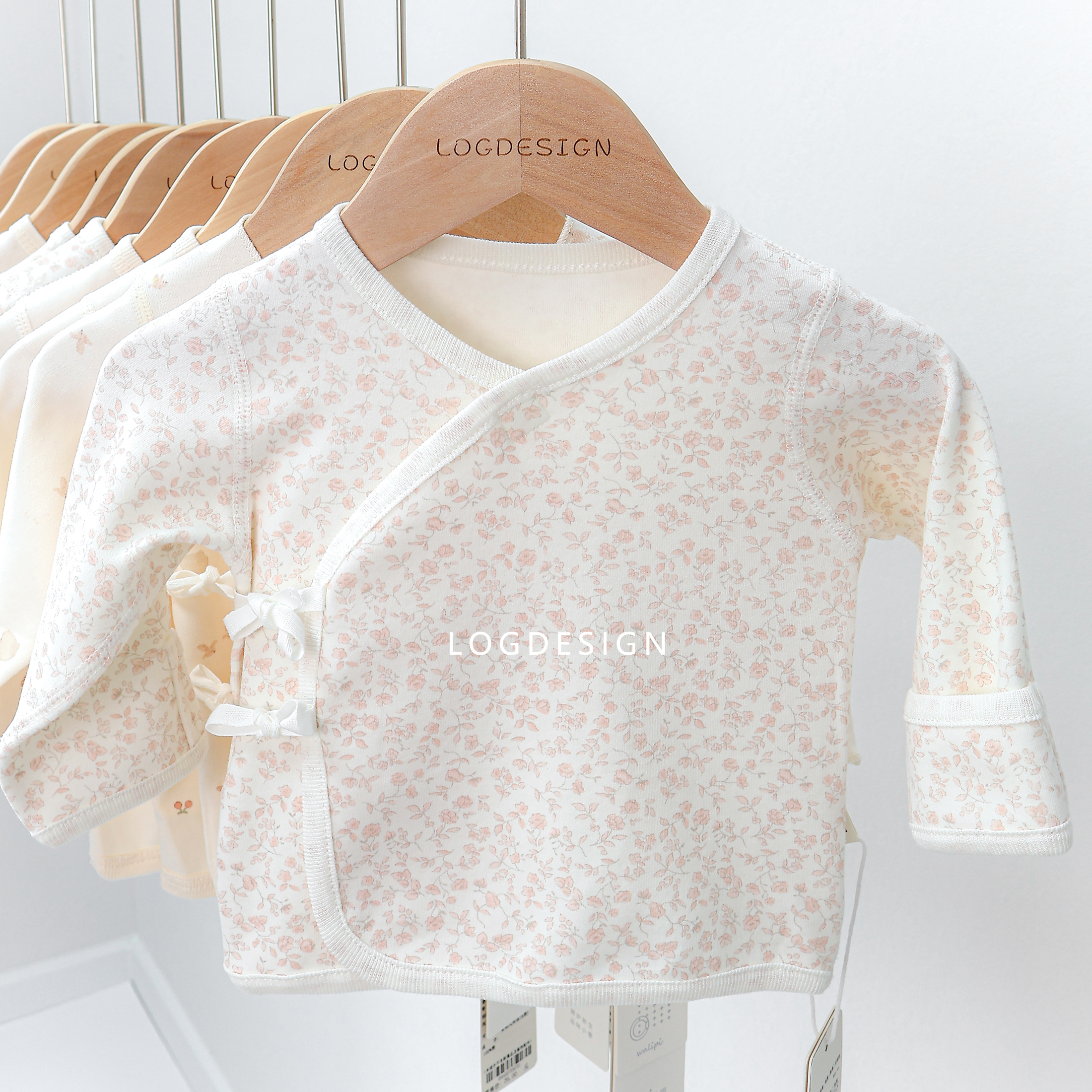 娃丽比纯棉0-3月新生半背衣秋冬