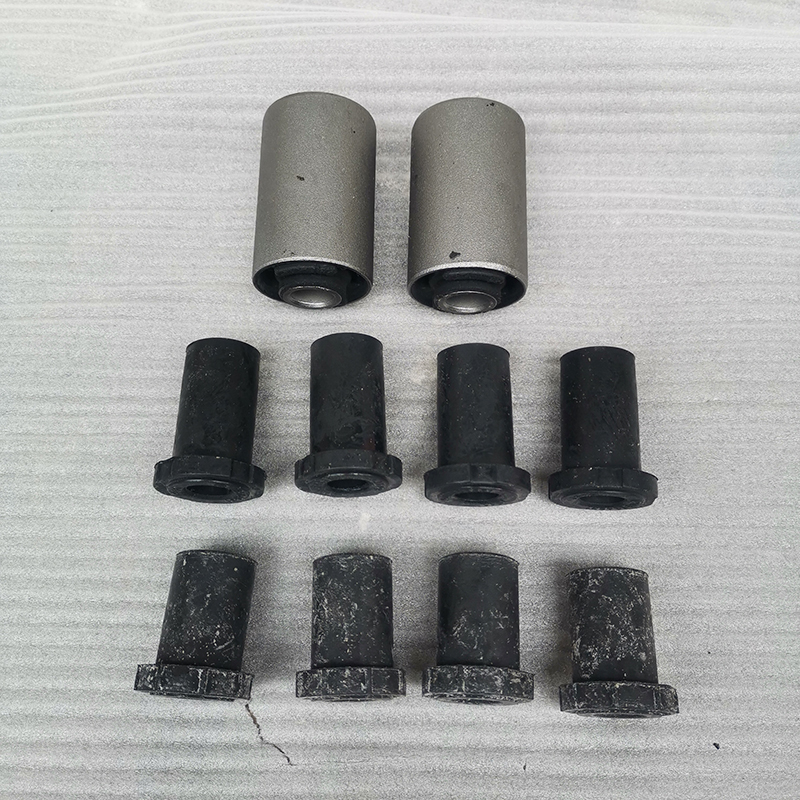 三菱速跑后钢板胶套弓子板铁套