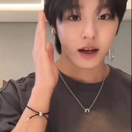 韩国男团nctaish前田陆riku同款爱心手绳小众设计感粉丝应援周边