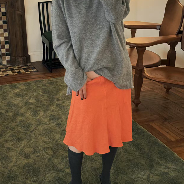 纯色休闲时尚百搭斜裁半裙