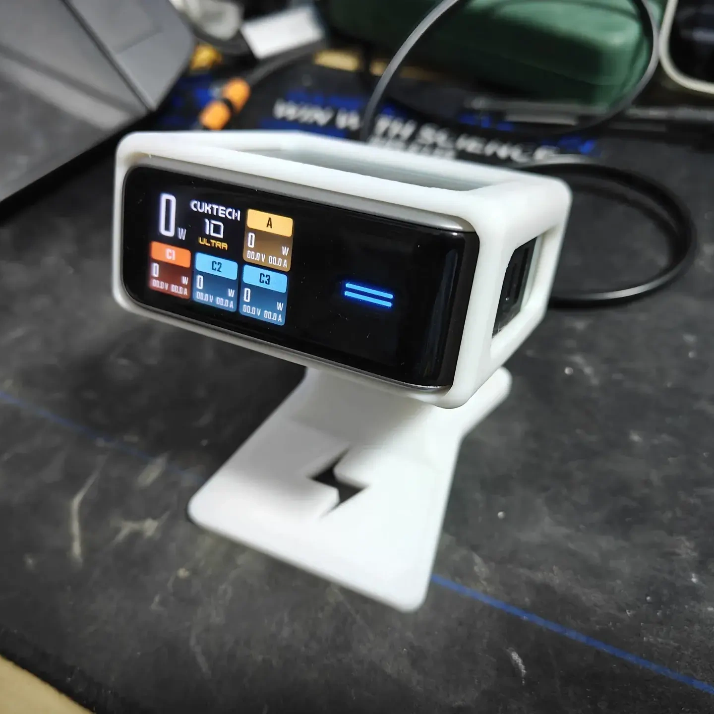 酷态科10号ultra桌面充电器底座