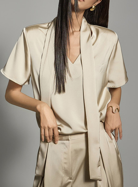 DINT韩国代购2025春款女装时尚丝巾V领短袖T恤上衣+长裤套装B3064