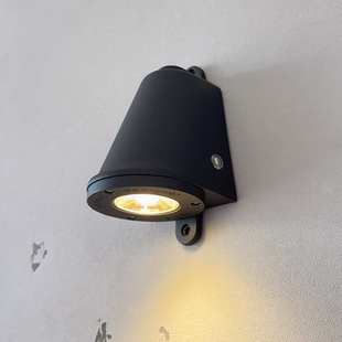 户外黑色壁灯招牌门牌灯现代简约充电铝材防水外墙灯露台过道灯具