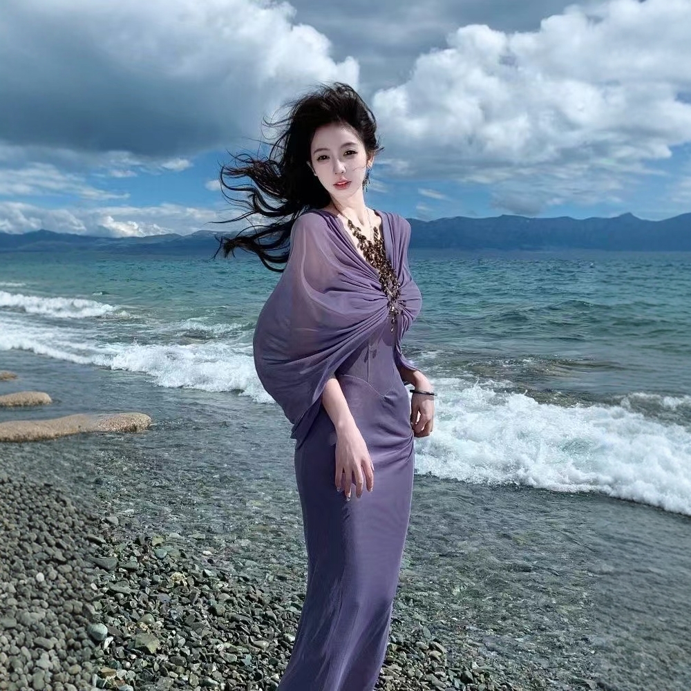 法式设计感纯欲一字肩紫色抹胸连衣裙名媛气质小众性感修身包臀裙
