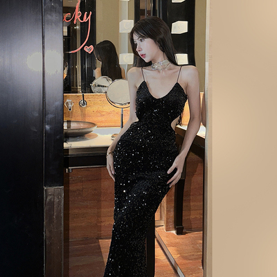 生日膝盖黑色亮片修身吊带晚礼服