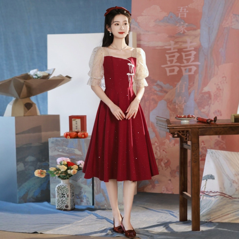 敬酒服新娘酒红色订婚礼服连衣裙