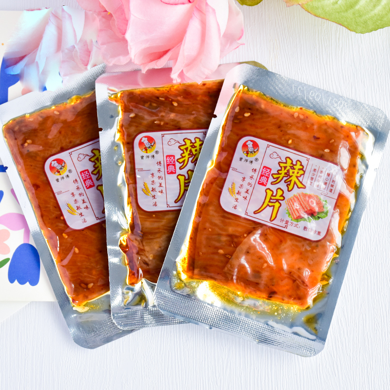 曾师傅经典辣片老式大辣片平江辣条8090怀旧零食小吃解馋休闲零食