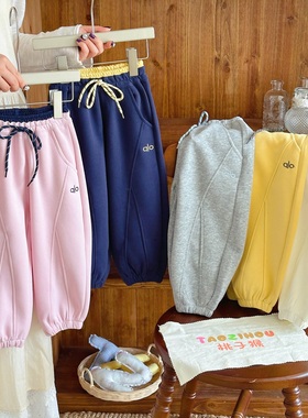 25年秋冬款加绒男女童拼腰绣字母卫裤hd25901