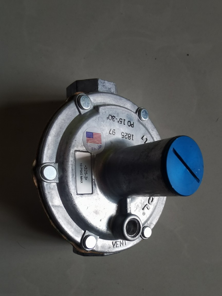 原装美国麦克斯MAXITROL减压阀325-3燃气调压阀 PO15-30