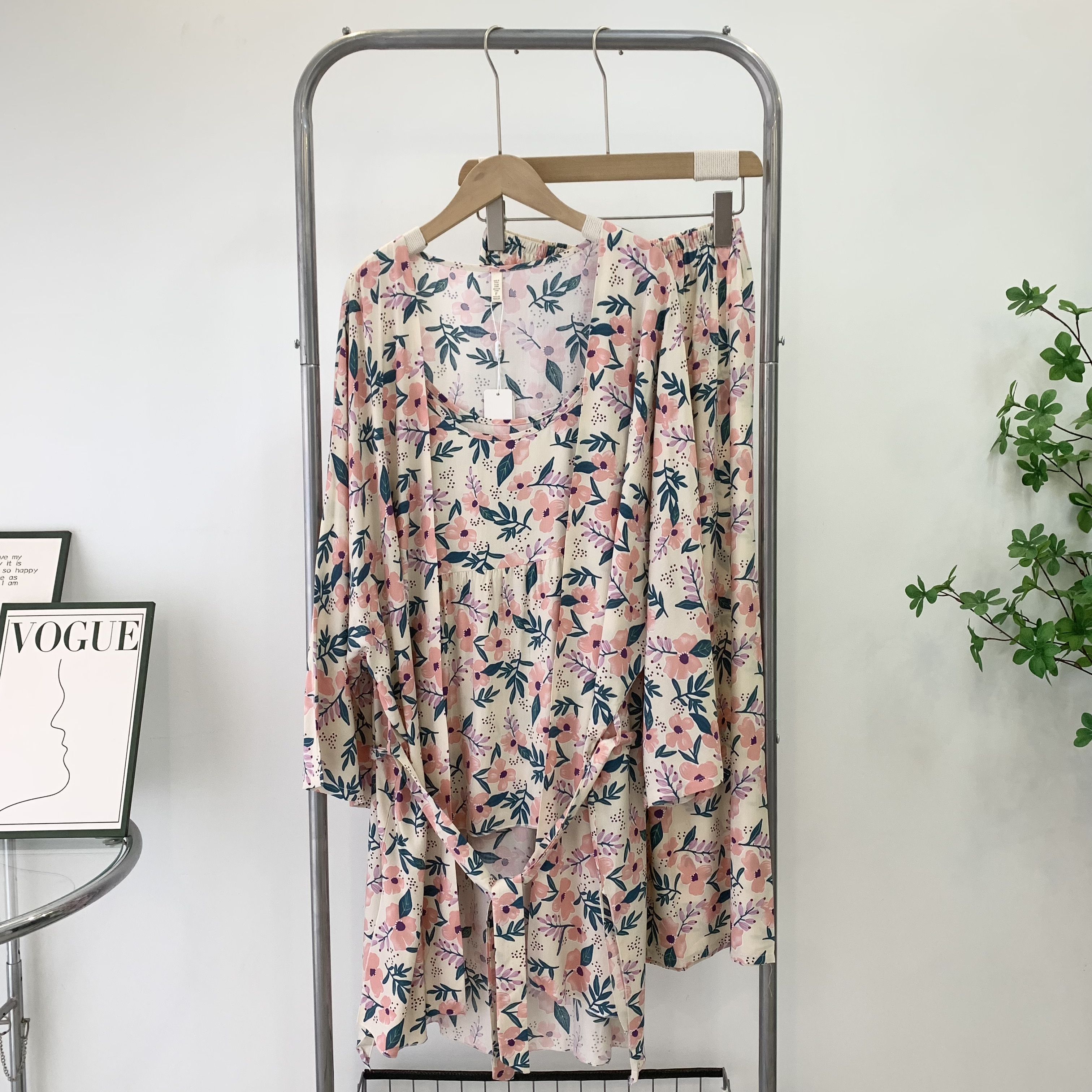 睡衣女春秋夏季棉绸薄款三件套睡袍女士性感吊带套装碎花家居服