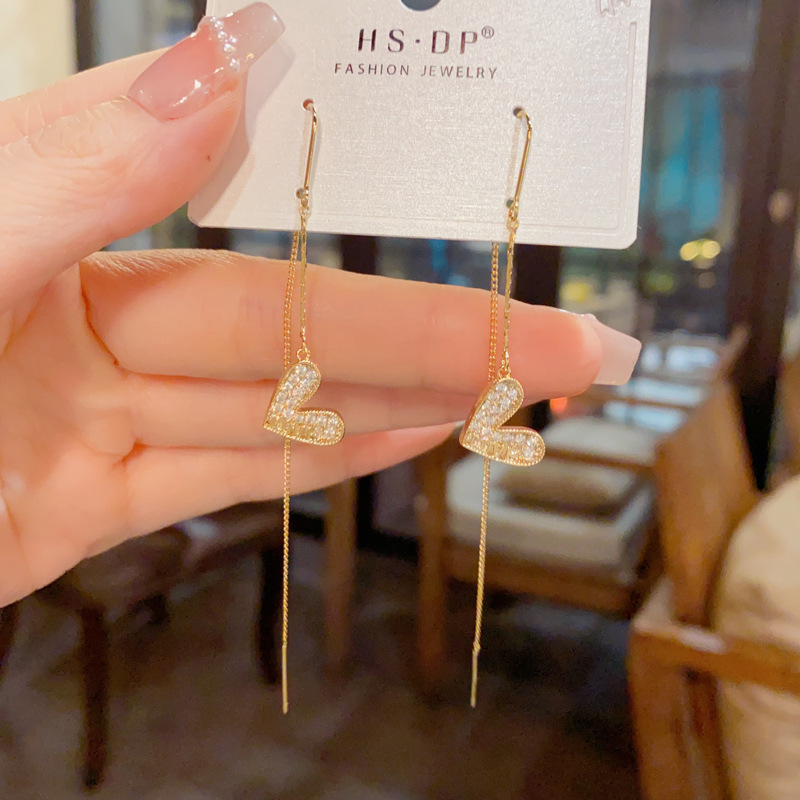 轻奢满钻爱心流苏长款显瘦耳线