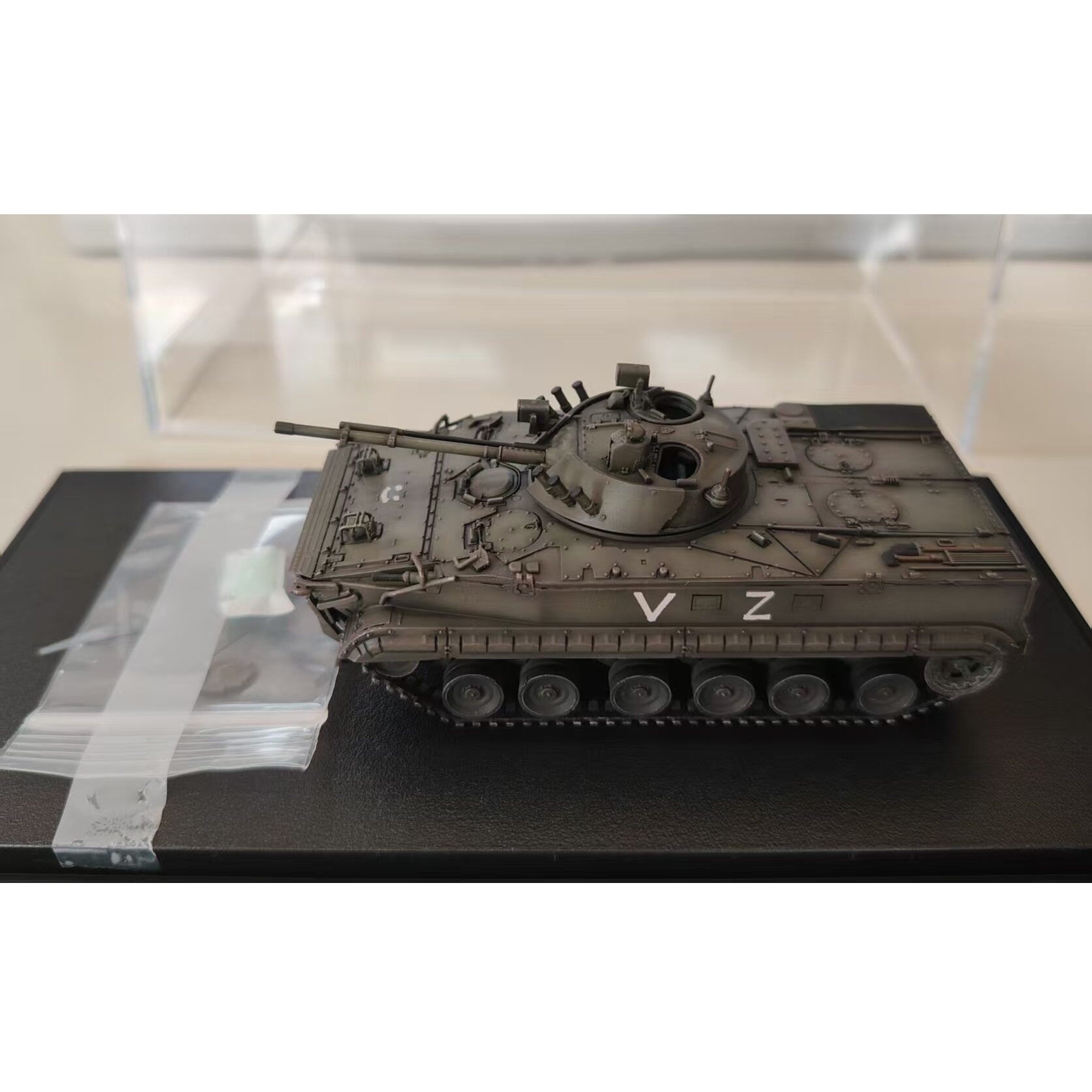 Artisan 1/72 俄罗斯 BMP-3 步兵战车 特别行动 微笑涂装