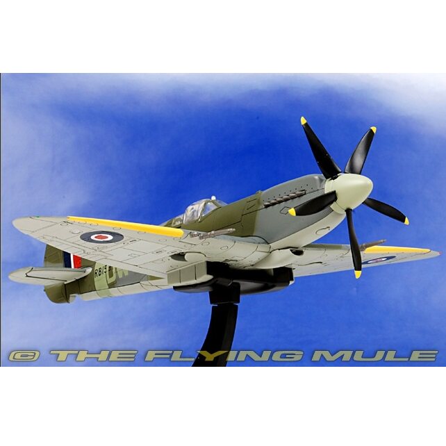 收藏家 HM HA7102 1/48 英国 喷火 Spitfire Mk.XIVc 战斗机 五叶