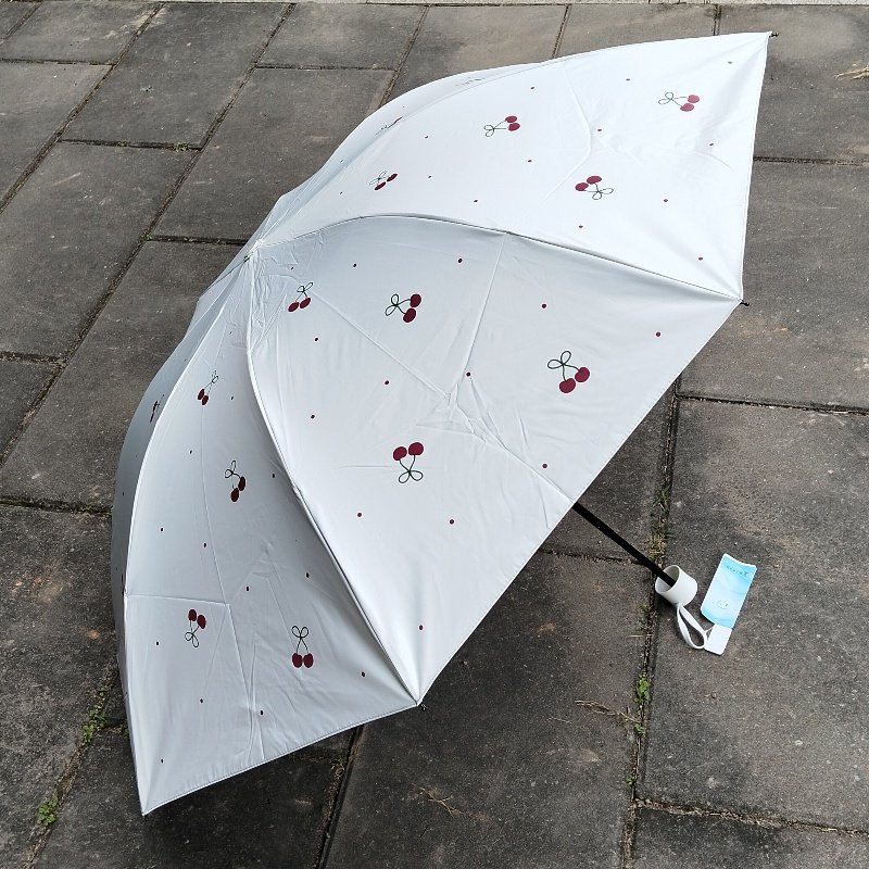 天堂伞2026新款三折叠伞防晒防雨小巧便携樱桃遮阳伞女生可爱雨伞