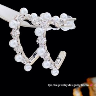 复古小众十字架珍珠镶嵌开口心形耳环s925银针个性甜酷设计感耳饰